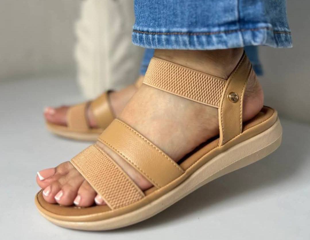 Sandalia flat confort con tira elastica