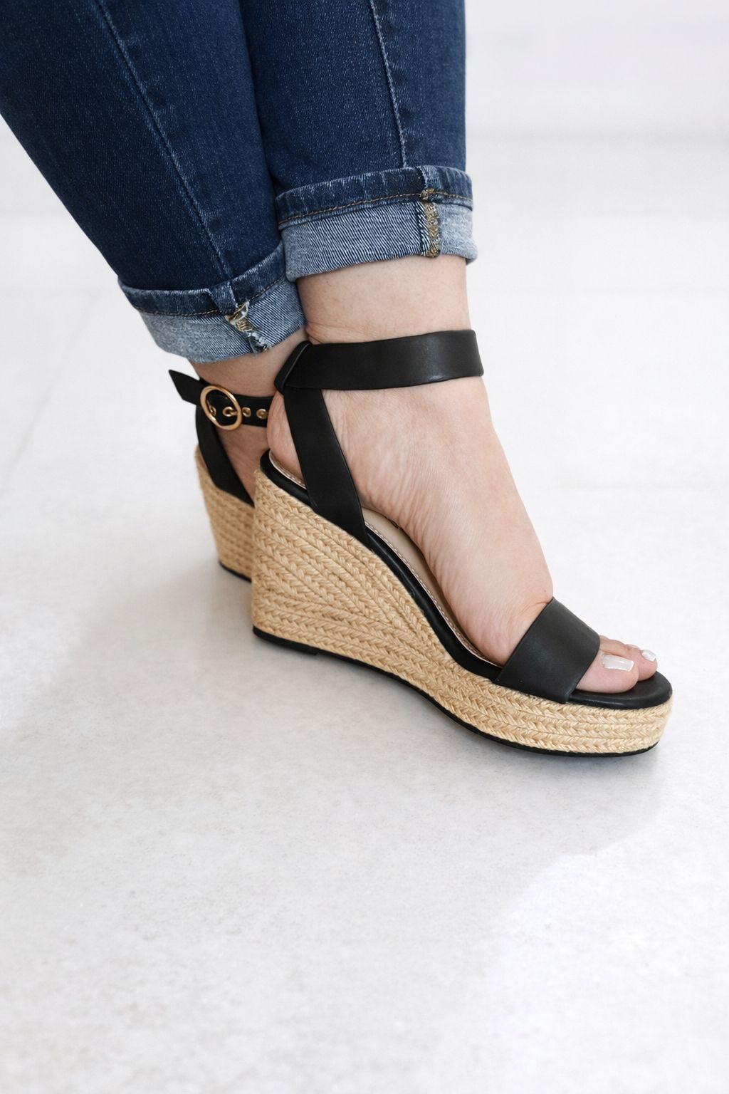 Plataforma con cuña y pulsera